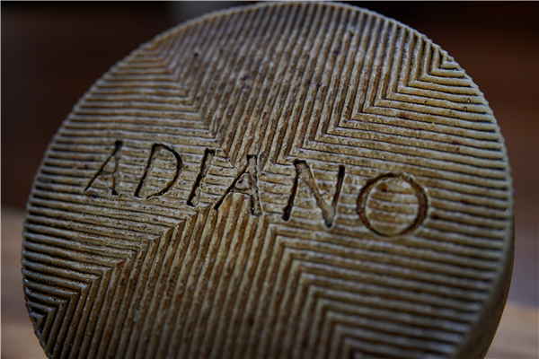 ADIANO - QUESO MANCHEGO ARTESANO D.O.P.