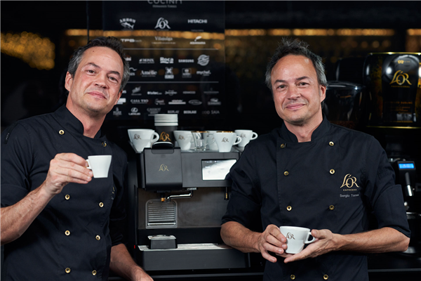 L'Or Suprême junto a los Hermanos Torres 