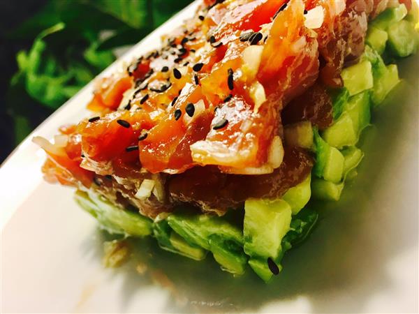 Taquitos de Atún marinados, listo para usar, en Tartar. Envasado al vacío y Congelado.